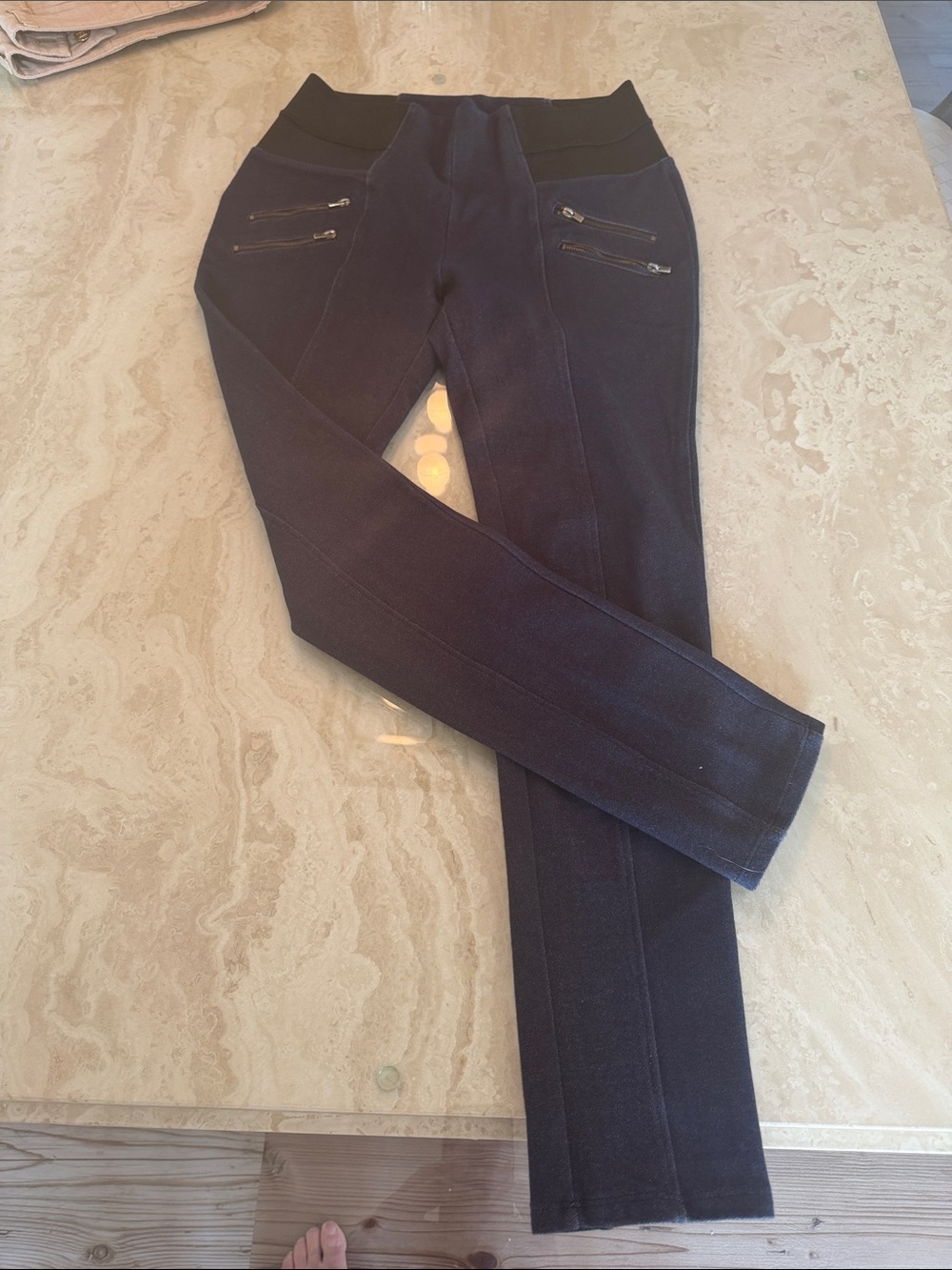 Ci Sono Navy Slim Ponte Leggings with Zip Pocket Detail